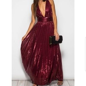 🛍 ON SALE 🛍 Glamorous Red Wine Sequin Gown